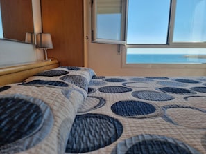 Free WiFi - Cozy apartment with terrace and pool in L'Escala (L'Escala)