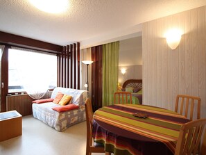 Interior - Mont-Dore: T2 bis apartment with balcony and parking (Mont-Dore)