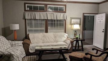 House (3 Bedrooms) | Floor plan