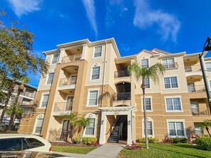 Exterior - Last Minute Disney Getaway! Luxury Condo with Private Balcony. Book Now! #114241 (Orlando)