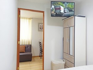 1 Schlafzimmer, Bügeleisen/Bügelbrett, kostenloses WLAN, Bettwäsche