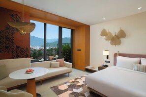 Chambre, 1 très grand lit, vue colline | Draps en coton égyptien, literie de qualité supérieure