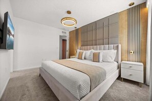 Iron/ironing board, WiFi, bed sheets - Last Minute Disney Getaway! Private Pool, Game Room & Themed Bedrooms. Book Now! #147567 (Orlando)
