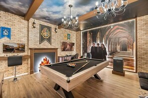 Games room - Last Minute Disney Getaway! Private Pool, Game Room & Themed Bedrooms. Book Now! #147915 (Orlando)