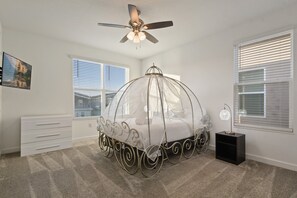 Iron/ironing board, WiFi, bed sheets - Last Minute Disney Getaway! Private Pool & Themed Bedrooms. Book Now! #135051 (Orlando)