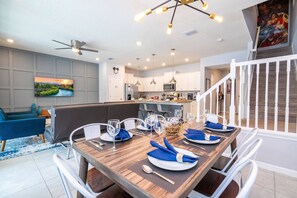 Dining - Last Minute Disney! Luxury Townhouse with Private Pool. Book Now! #WIR454 (Orlando)