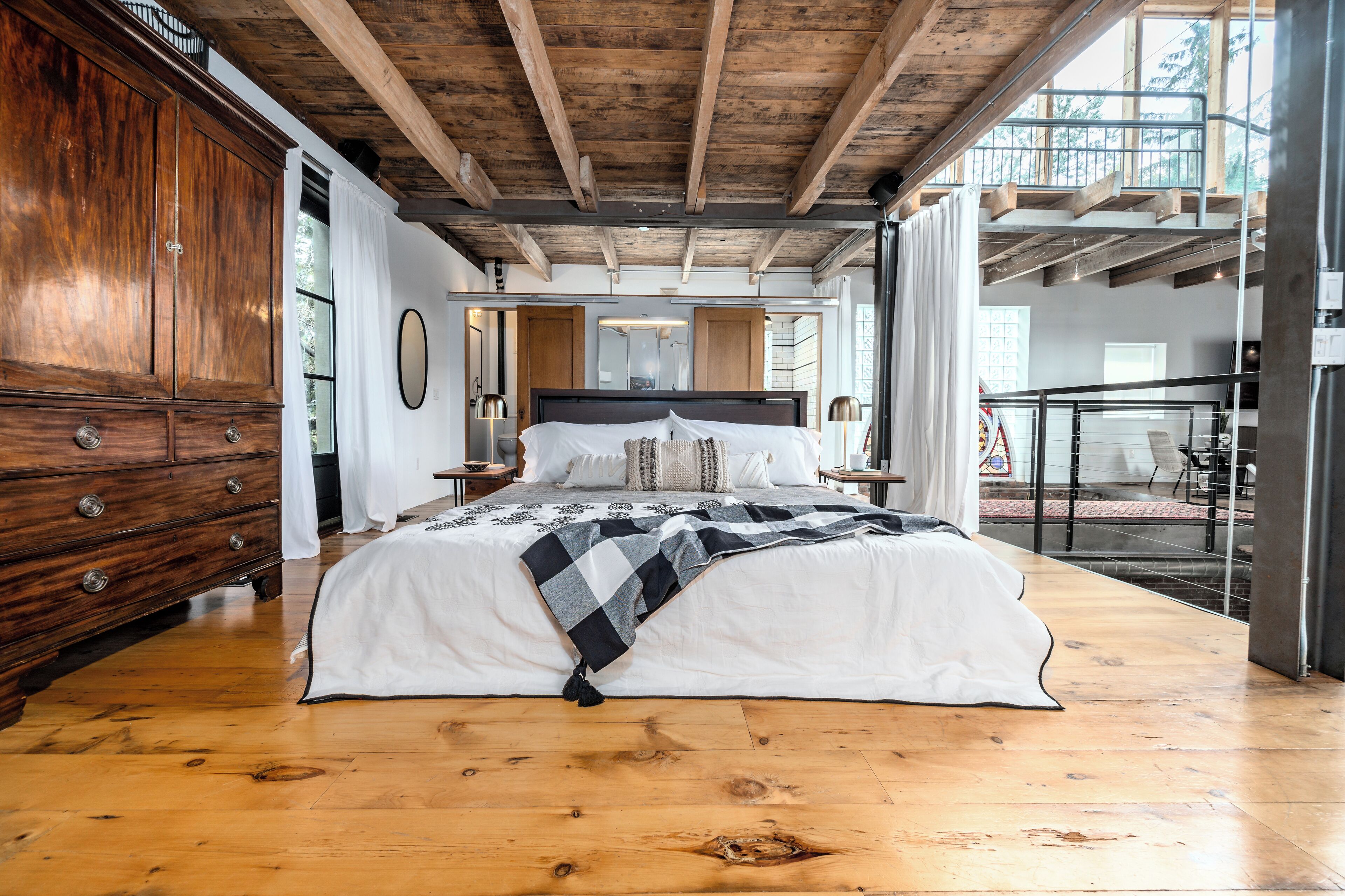 واي فاي وملاءات أسرّة