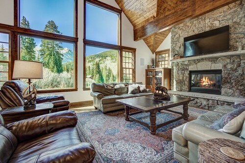 Blue River 8 - Four Bedroom Villa, Sleeps 1