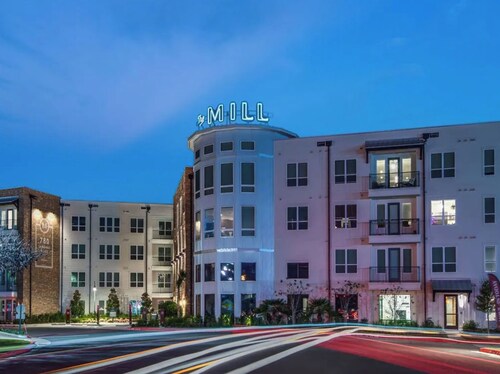 Cozy 1-bedroom Apartment with near The Woodlands