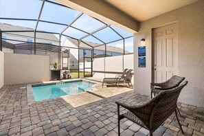 A heated pool - Last Minute Disney Getaway! Private Pool & Themed Bedrooms. Book Now! #157187 (Orlando)