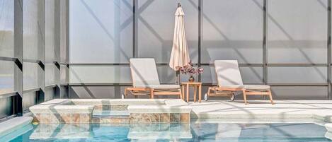 Een verwarmd zwembad