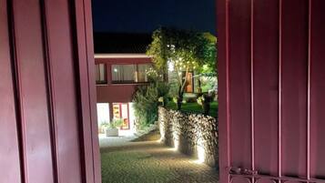 Entrada de la propiedad