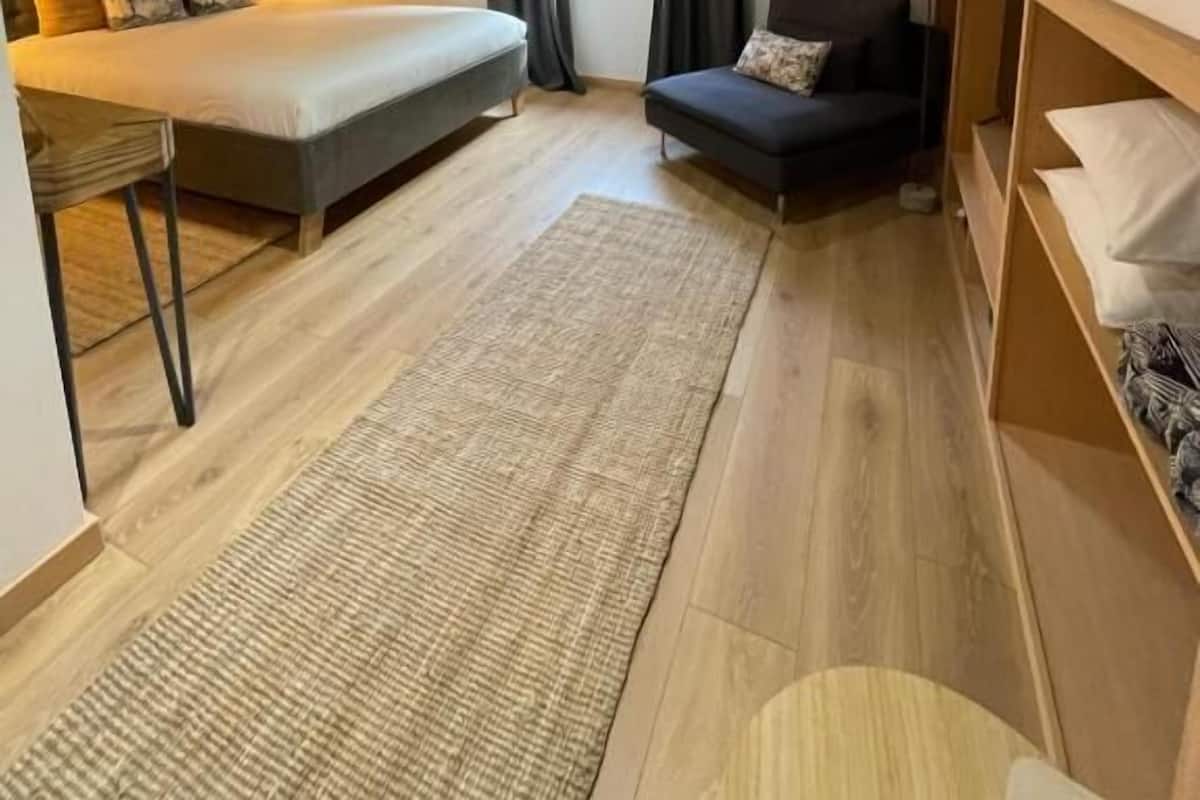 Habitación doble Confort, vista a la ciudad | Wifi gratis y ropa de cama