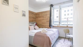1 bedroom, iron/ironing board, WiFi, bed sheets