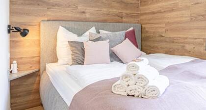 Comfy Room with Air Condition Near The Danube
