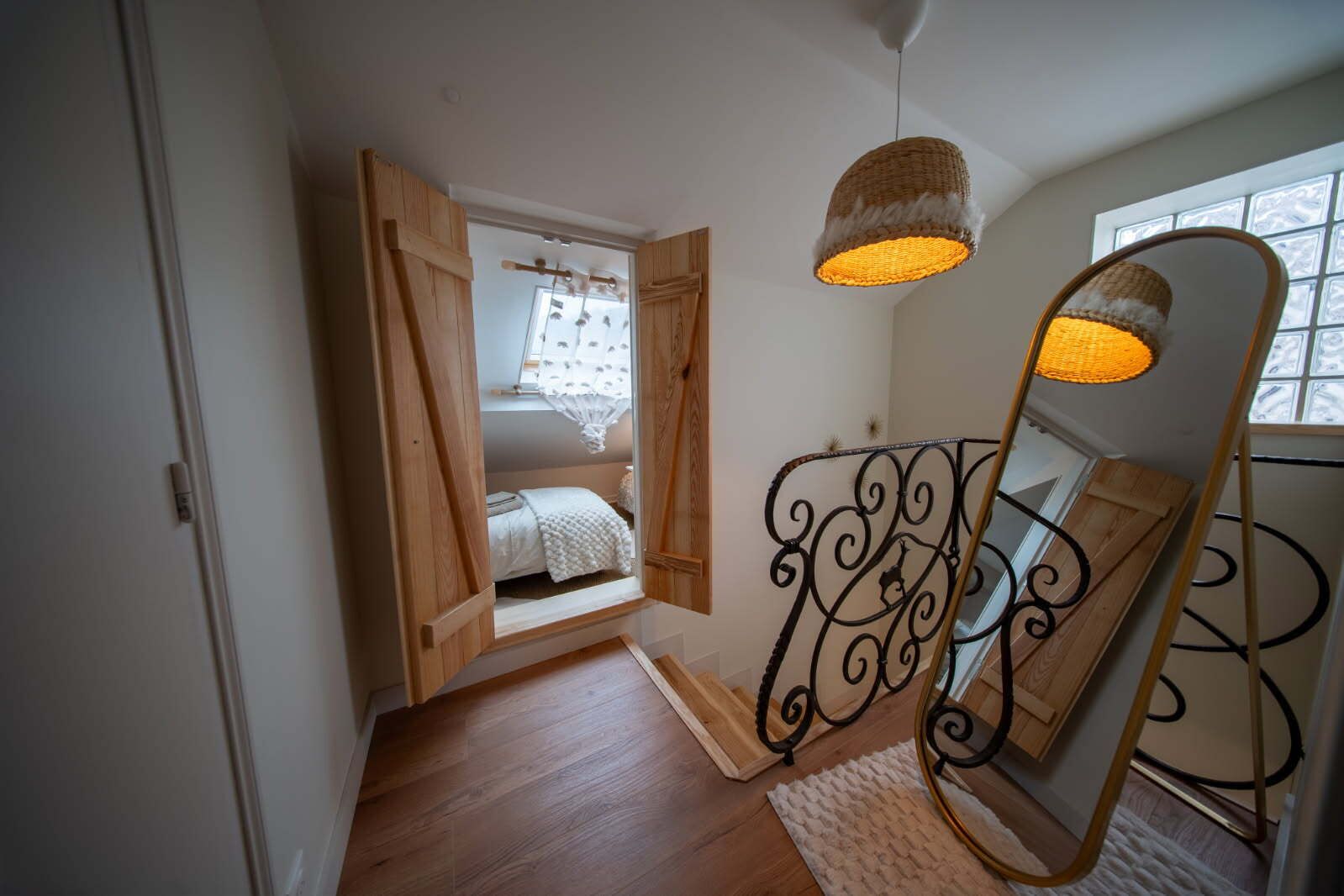 Een strijkplank/strijkijzer, wifi