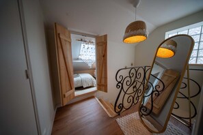 Iron/ironing board, WiFi - L'écrin du Sancy, a gentle cocoon just a stone's throw from La Bourboule town center. (La Bourboule)