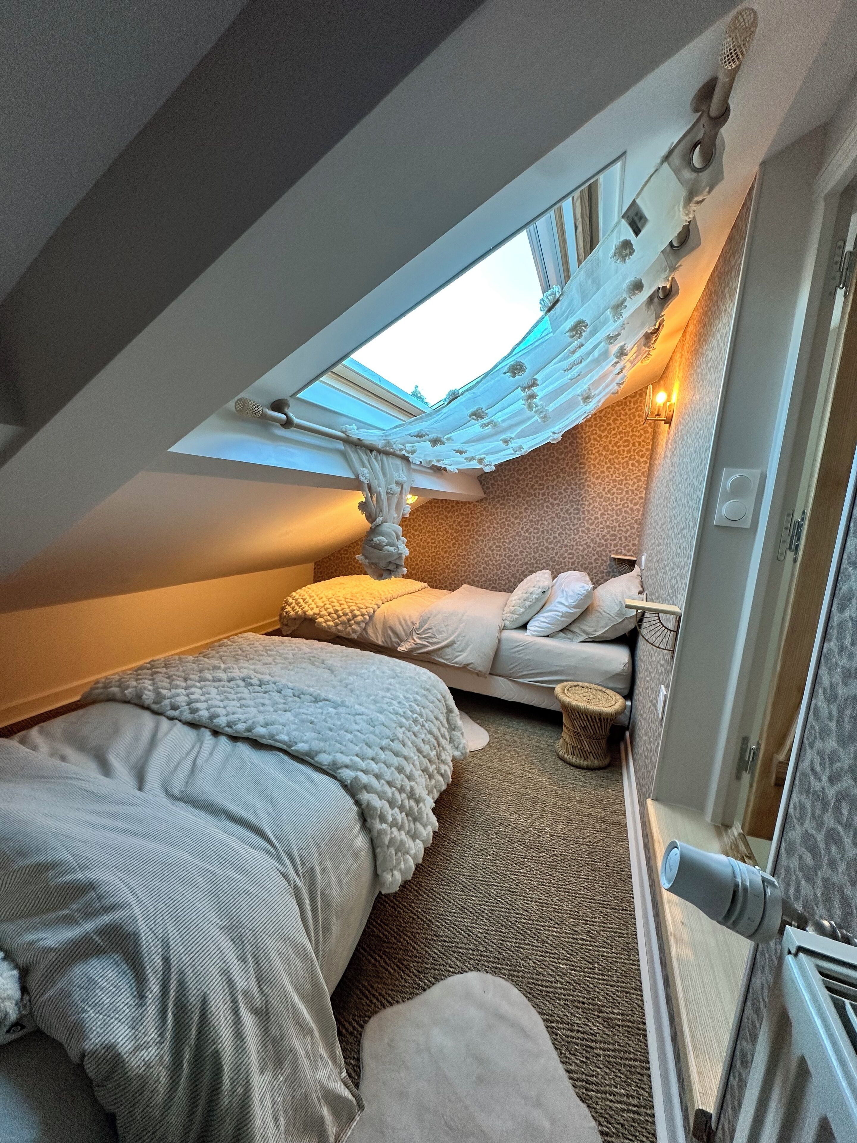 Fer et planche à repasser, Wi-Fi