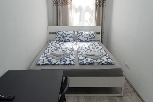 Lovely Room 15 min to Center via U3 Enkplatz Metro