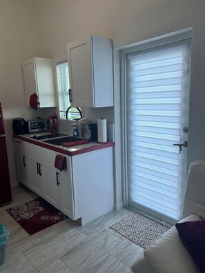 Interior - Adorable Efficiency Apt. with AC in beautiful St Thomas with spectacular views. (St Thomas)