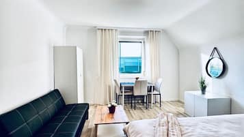 1 Schlafzimmer, Bügeleisen/Bügelbrett, Bettwäsche