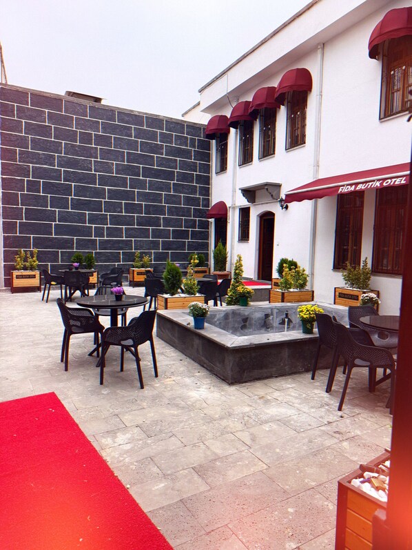 Comfort-huone, parveke | Oleskelualue