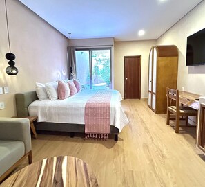 Internet, bed sheets - Luxury room in the best downtown area just steps away from the tourist area (Oaxaca de Juárez)