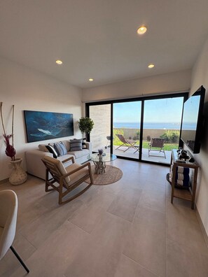 TV, offices - Family-Friendly Oceanview Retreat Resort Access (Cabo San Lucas)