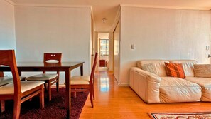 Apartment | Living area - Ocean Front House 84 (Valparaíso)