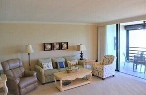 TV - Great views of Marco River from 5th Floor condo (Marco Island)
