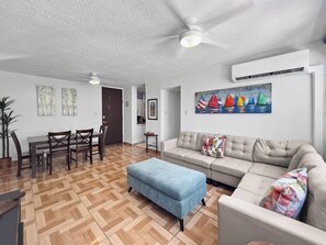 TV - Mar de Isla Verde - Beach Apt W/ Ocean View (Carolina)
