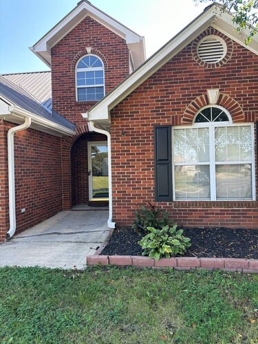 Near Charlotte House (Seasonal Pool)