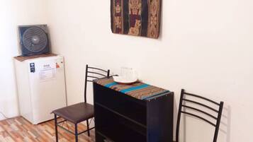 Superior Double Room, 1 Double Bed, Private Bathroom | Interior