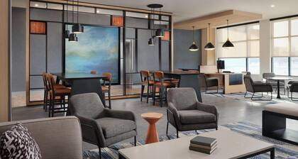 Hyatt House Schenectady / Mohawk Harbor