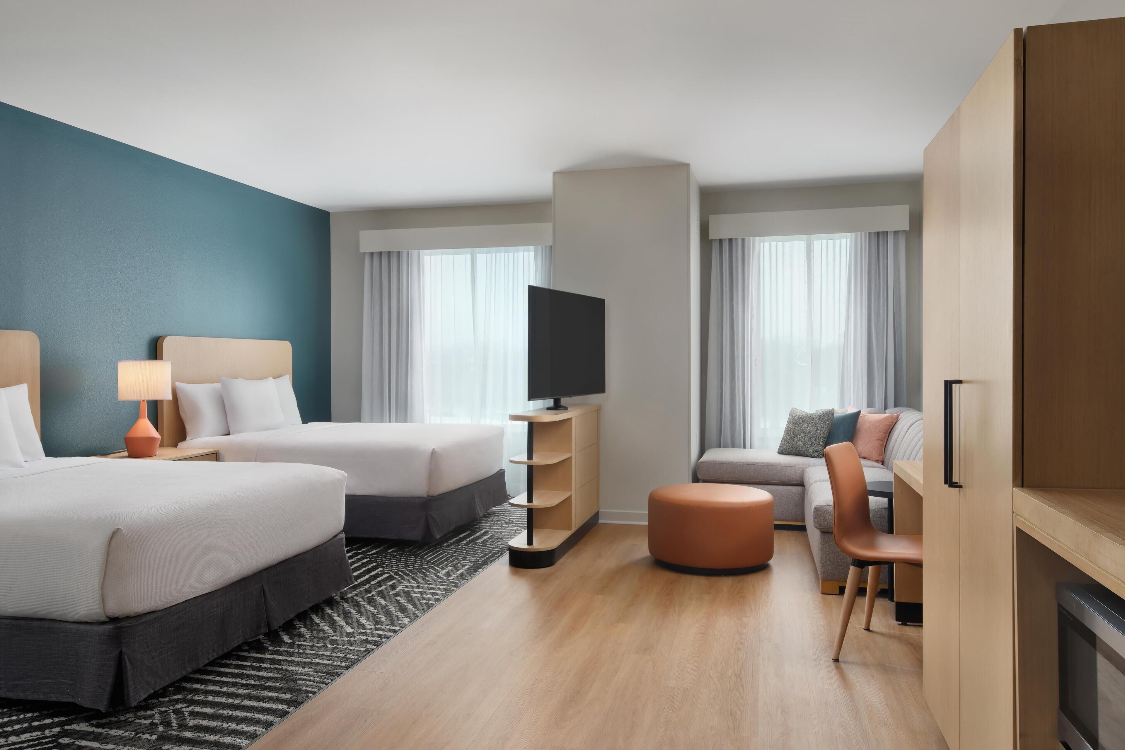 Allergikerbettwaren, Zimmersafe, Verdunkelungsvorhänge