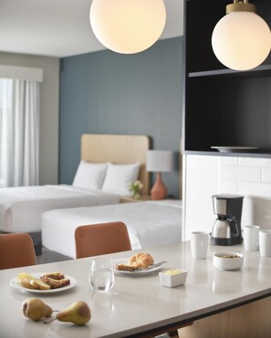 Ketuhar gelombang mikro, pembancuh kopi/teh 