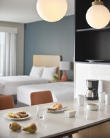 Microondas y cafetera o tetera