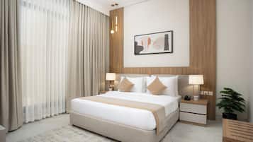 Free minibar, desk, soundproofing, iron/ironing board