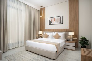 Free minibar, desk, soundproofing, iron/ironing board - Liora Boutique Hotel (Riyadh)