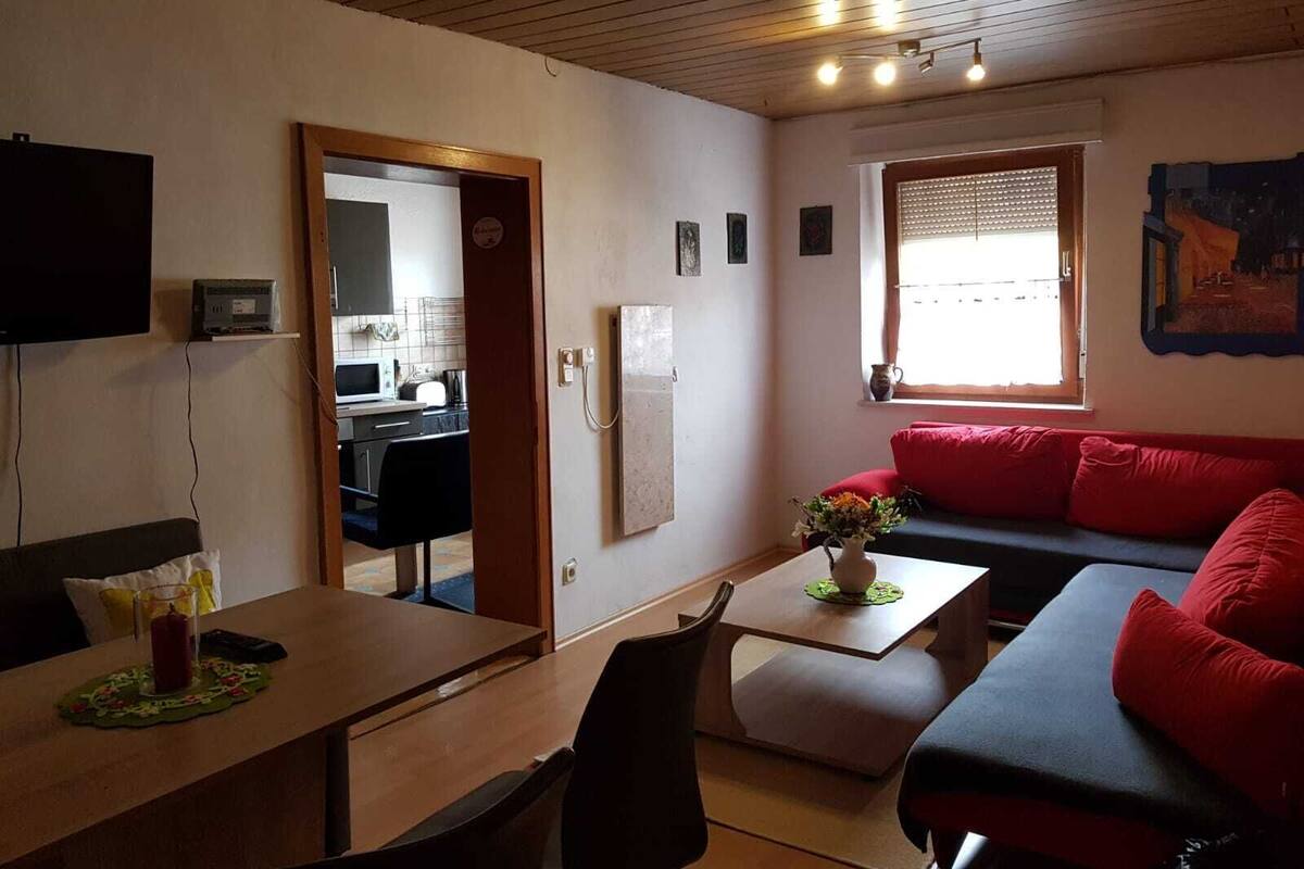 Townhome, 5 Bedrooms, Non Smoking, Pets Allowed | Living area