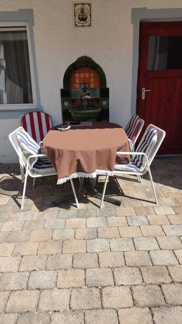 Townhome, 5 Bedrooms, Non Smoking, Pets Allowed | Terrace/patio - Müllers Monteurunterkunft Gangkofen (Gangkofen)