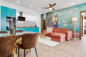 TV - Apartment Bonbini I Estepona (Estepona)