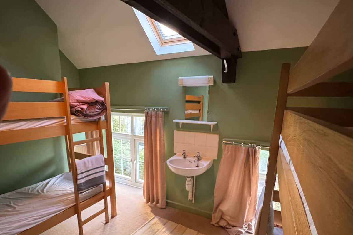 Family House, 5 Bedrooms, Pets Allowed, Garden View | Free WiFi