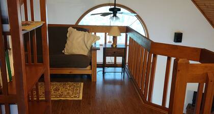 10 minutes from WHITEFACE MOUNTAIN Ski Center - 3 bedroom house - Wilmington,NY