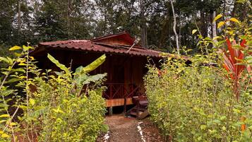 Family Chalet, Housekeeping, Park View | Desk, free WiFi