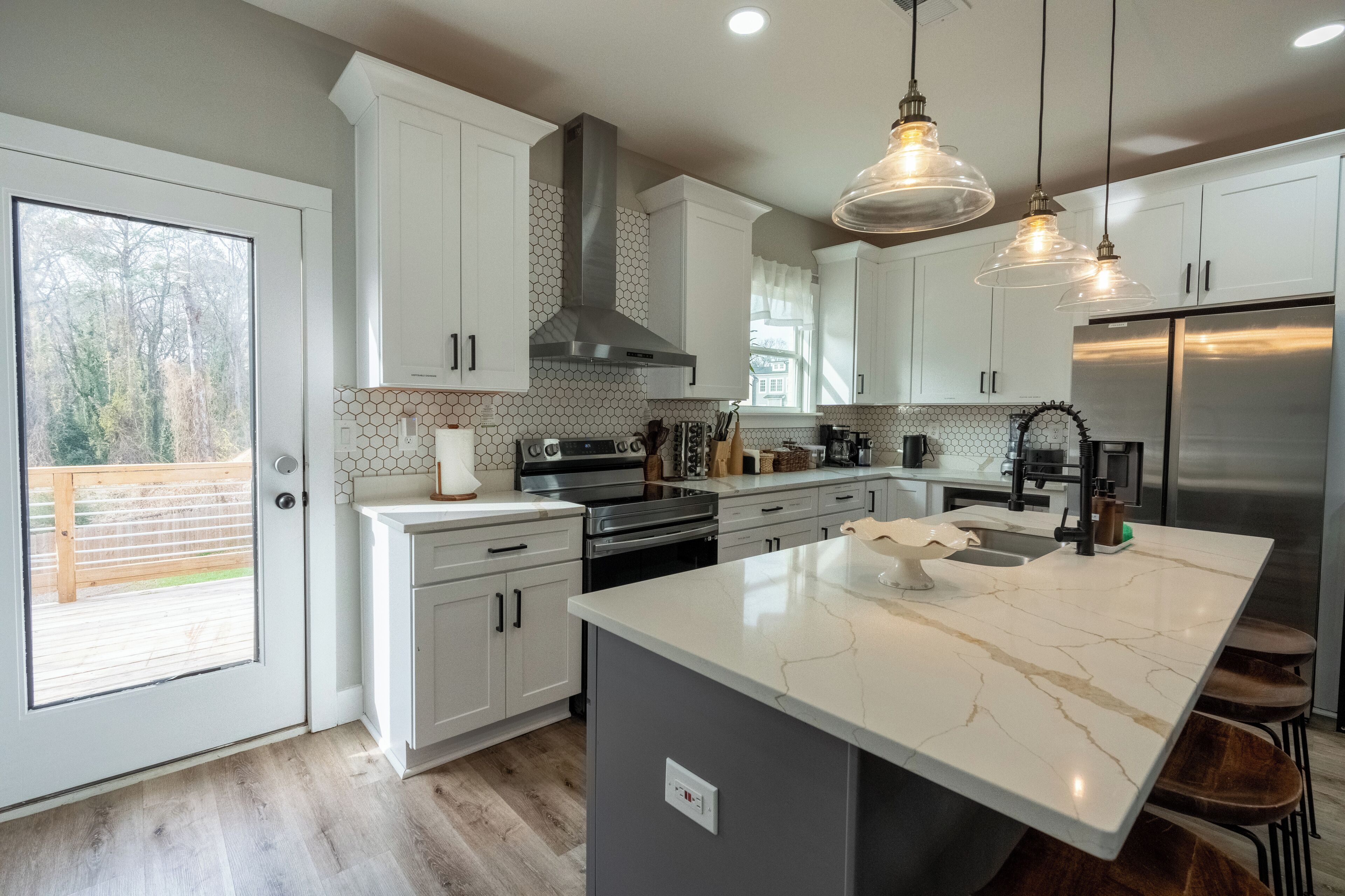 Micro-ondas, fogão, cooktop, lava-louças