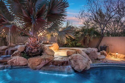 Troon Loft - Massive Open Space, Breathtaking Views, Heated Pool/Spa