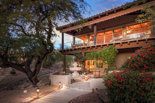 Troon Ranch Cabin with Heated Pool and Tub
