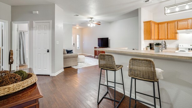 Unclassified image, 1 of 24, button - 1 Mi to Historic Dtwn Weatherford: Home w/ Yard (Weatherford)