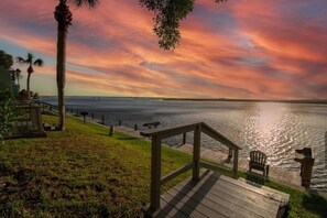 Property grounds - Water front, dog-friendly home near fishing, beaches, & dining - shared pool (Corpus Christi)